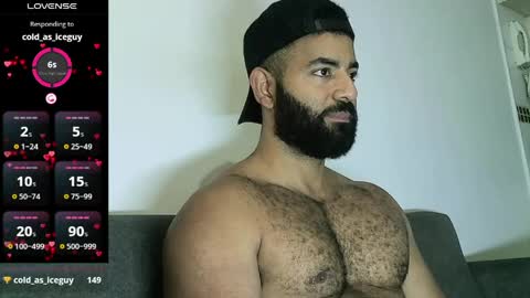 SebasRoa online show from April 16, 4:41 pm