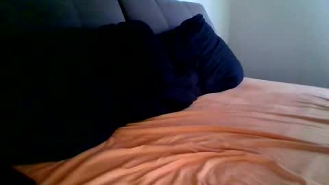 roaddogg1988 online show from October 24, 8:00 am