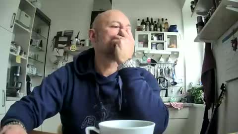 Snapshot of roadrunnerger chatting on February 28, 12:31 pm roadrunnerger online show from February 28, 12:31 pm