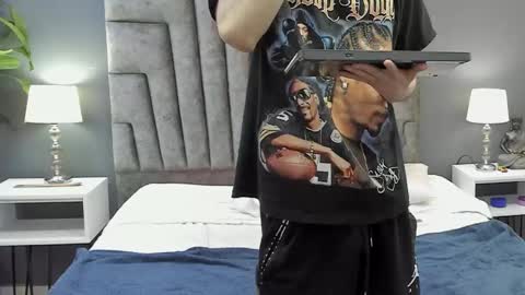 Roan Birkin online show from January 31, 1:54 am