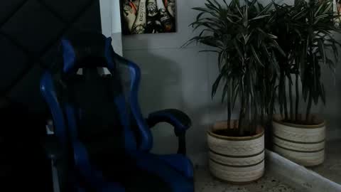 Roan Birkin online show from March 11, 7:42 pm