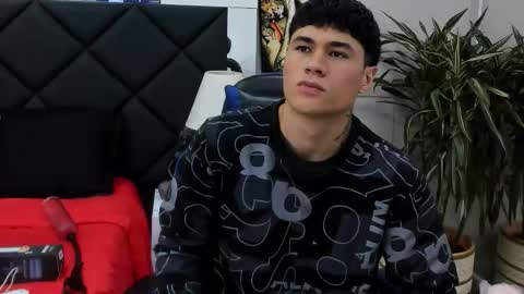 Roan Birkin online show from March 24, 7:30 pm