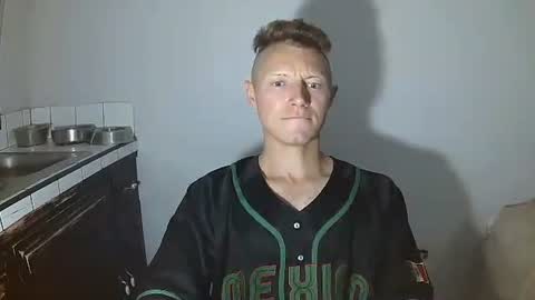 RoastingCorn online show from September 17, 1:51 am