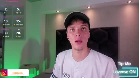 Robbin online show from April 13, 4:29 am