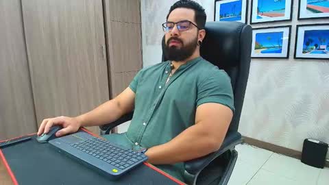 Robby online show from January 12, 3:12 am