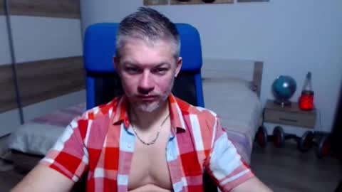 robbyshawz online show from December 17, 5:35 am