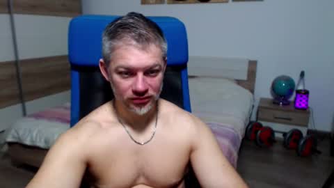 robbyshawz online show from February 4, 5:24 am