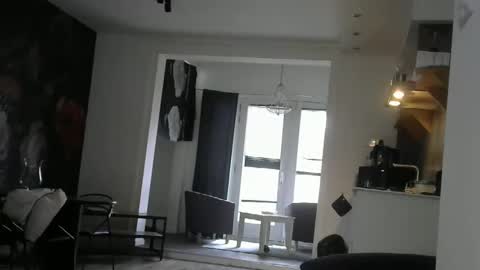 rober10000 online show from September 18, 2:30 pm