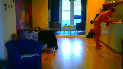 rober10000 online show from October 26, 9:26 am