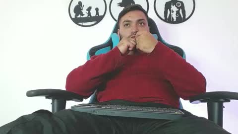 Stiven - online show from December 15, 4:39 am