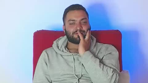 Stiven - online show from April 8, 8:20 pm