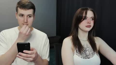 Snapshot of robert_lisa chatting on February 17, 10:47 pm Lisa and Robert i am online all days 900 am GMT3 online show from February 17, 10:47 pm