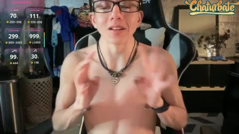 Snapshot of robertcicijr21 chatting on September 28, 1:44 am Robert Cici Jr. online show from September 28, 1:44 am