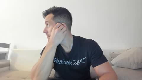 roberto4ever online show from February 7, 10:52 am