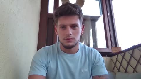 Snapshot of roberto_twink1 chatting on September 20, 5:08 am Roberto online show from September 20, 5:08 am