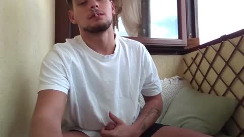 Snapshot of roberto_twink1 chatting on September 23, 7:44 am Roberto online show from September 23, 7:44 am