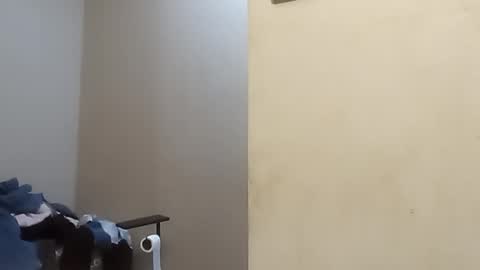 Snapshot of robertsaiz4200 chatting on November 8, 2:34 am robertsaiz4200 online show from November 8, 2:34 am