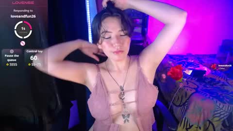 Robin online show from February 11, 11:54 pm