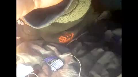 Snapshot of robincom23 chatting on March 11, 9:24 am R online show from March 11, 9:24 am