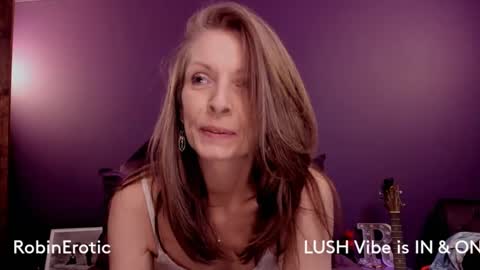 Snapshot of robinerotic chatting on March 3, 4:36 am RobinErotic online show from March 3, 4:36 am