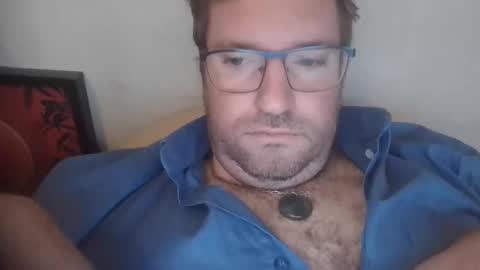 Snapshot of robinouhot chatting on November 9, 8:56 am robinouhot online show from November 9, 8:56 am