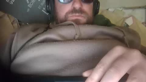 robinouhot online show from March 23, 2:59 am