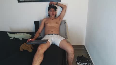 Robisson Zack online show from March 25, 4:29 am