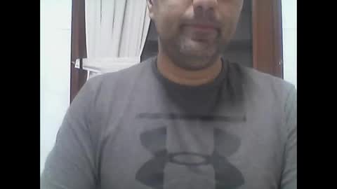 Snapshot of robjani chatting on December 3, 10:51 pm robjani online show from December 3, 10:51 pm