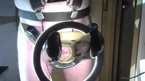 Robodickmilker online show from October 18, 2:58 am