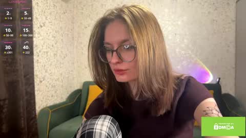 Snapshot of robynsentinella chatting on April 26, 3:15 am robynsentinella online show from April 26, 3:15 am