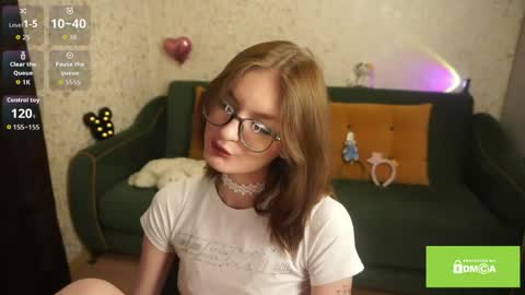 Snapshot of robynsentinella chatting on May 8, 3:12 am robynsentinella online show from May 8, 3:12 am
