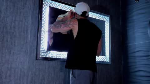 rocco_santos online show from February 3, 6:46 pm