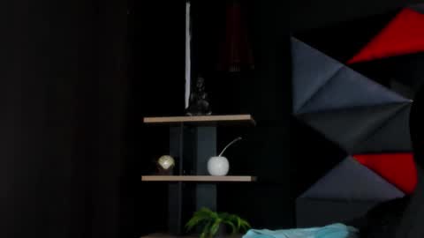 rocco_santos online show from February 10, 6:45 pm