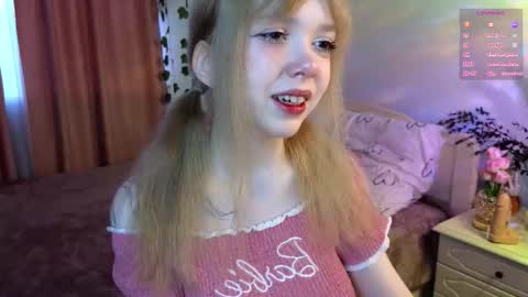 rochelle_dolly online show from December 14, 9:36 am