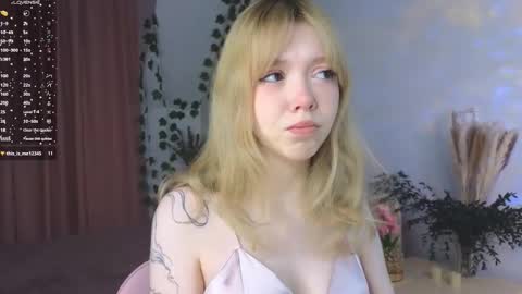 rochelle_dolly online show from January 9, 3:37 pm