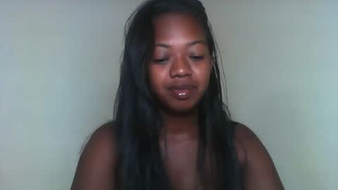 rochellinah online show from March 22, 6:28 am