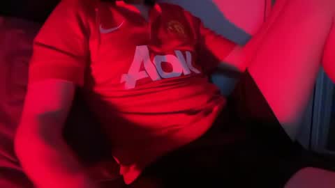 Snapshot of rocinante_99 chatting on May 15, 10:28 pm Roci online show from May 15, 10:28 pm