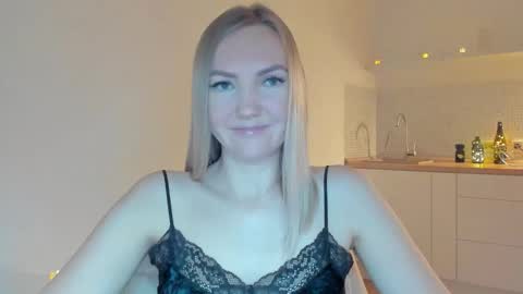 rock__baby online show from January 11, 1:32 am