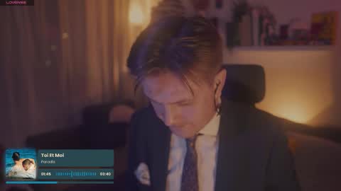 Snapshot of rocketbunnyxxx chatting on October 11, 8:29 pm Rocket Bunny online show from October 11, 8:29 pm