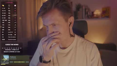 Snapshot of rocketbunnyxxx chatting on October 29, 3:09 am Rocket Bunny online show from October 29, 3:09 am