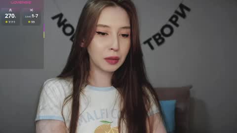 rocketsgirl online show from April 17, 7:00 am