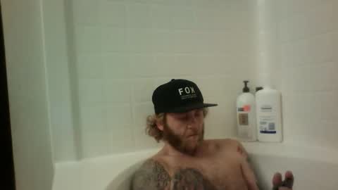 Snapshot of rockhardsurfers chatting on February 5, 2:49 am rockhardsurfers online show from February 5, 2:49 am