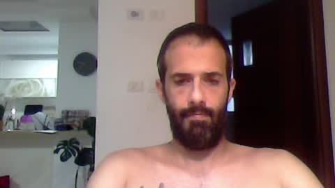 Snapshot of rockistman1 chatting on June 5, 6:35 pm rockistman1 online show from June 5, 6:35 pm