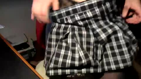 Snapshot of rockout_withmycockout chatting on January 1, 8:13 am L online show from January 1, 8:13 am