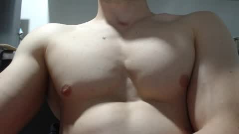 rocky muscle online show from November 26, 3:40 am