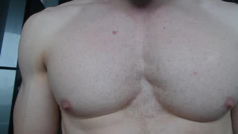 rocky muscle online show from January 5, 7:06 pm