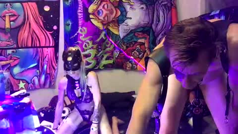 rod77knee online show from December 26, 10:48 am