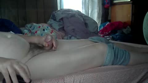 Snapshot of roddy69er chatting on October 24, 1:51 pm roddy69er online show from October 24, 1:51 pm