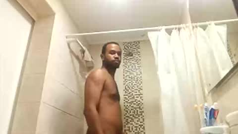 Snapshot of rodriguesedy773 chatting on June 1, 5:03 pm rodriguesedy773 online show from June 1, 5:03 pm