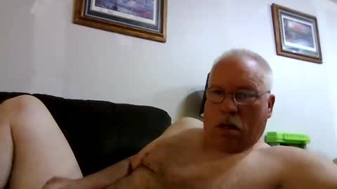 rodstud641 online show from October 7, 11:18 am